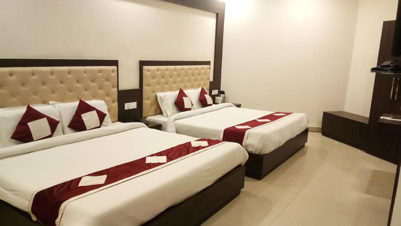Hotel Krishna Katra  Eksteriør billede